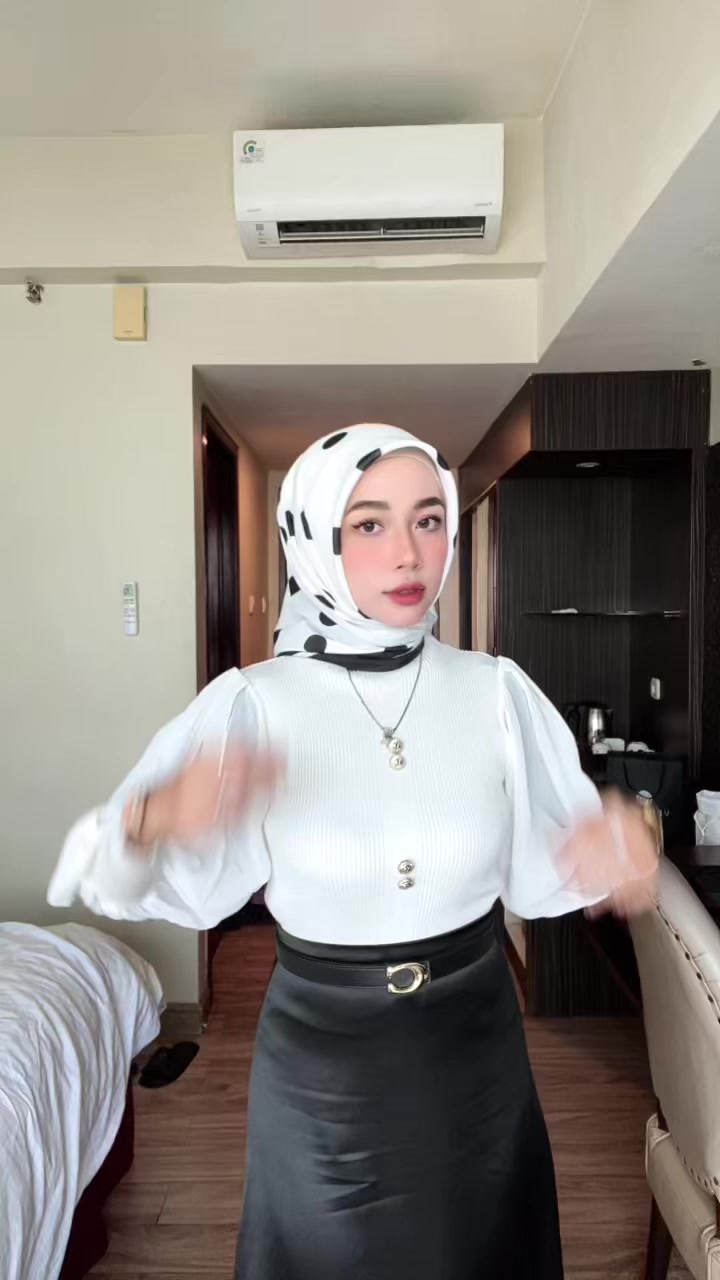 @Rina H Simbolon | IG : rinaahs