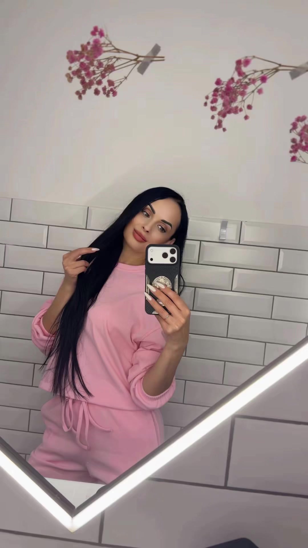 @Ⓔⓚⓐⓣⓔⓡⓘⓝⓐ