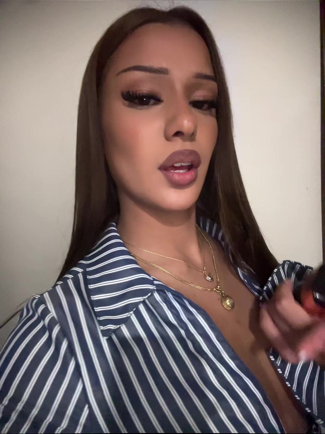 @Maybe_.alexaa