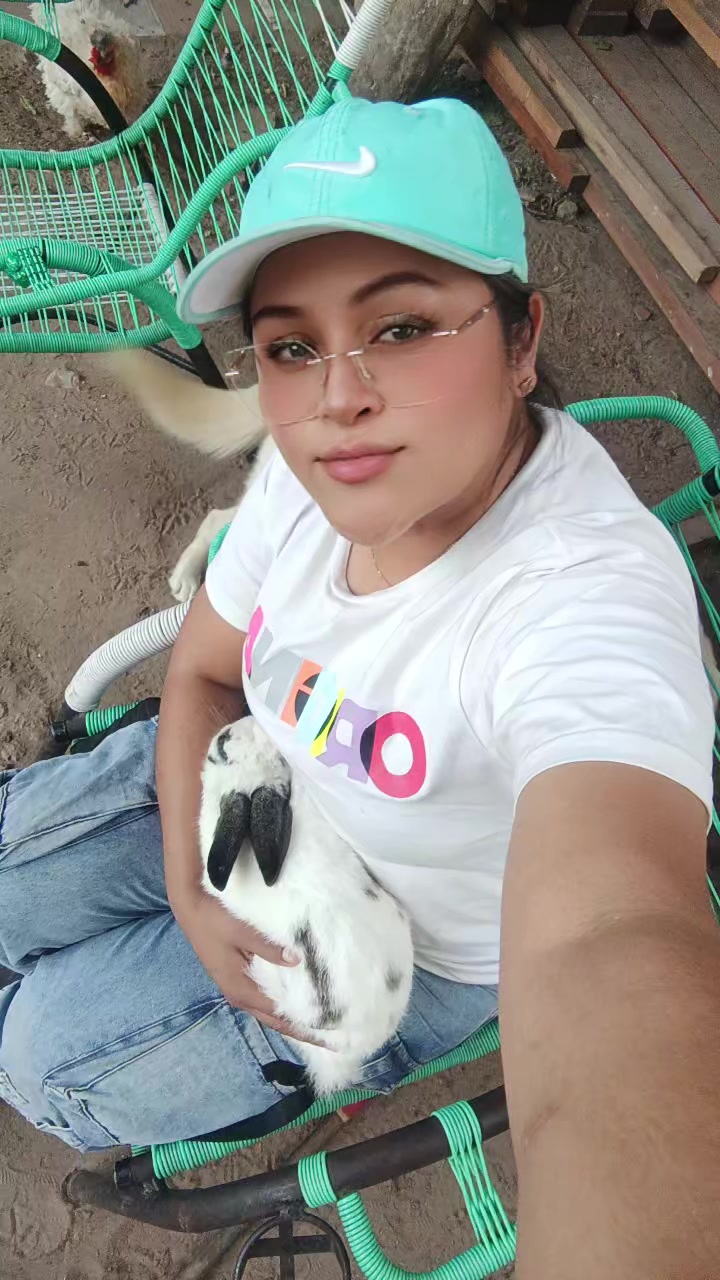 @DIVINA🫦