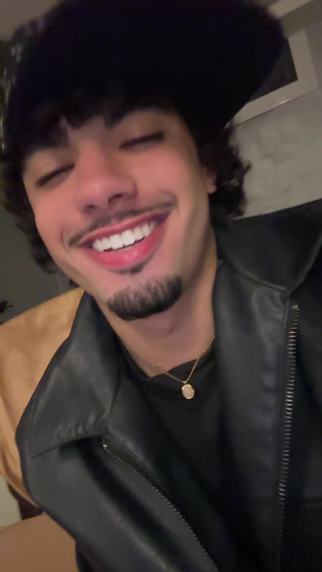 @Simoooox