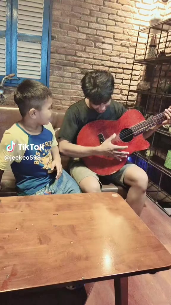 @konhneang
