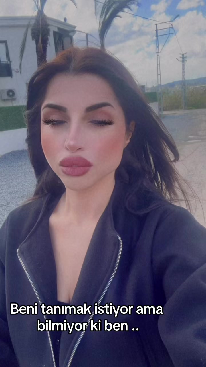 @sarenimoo