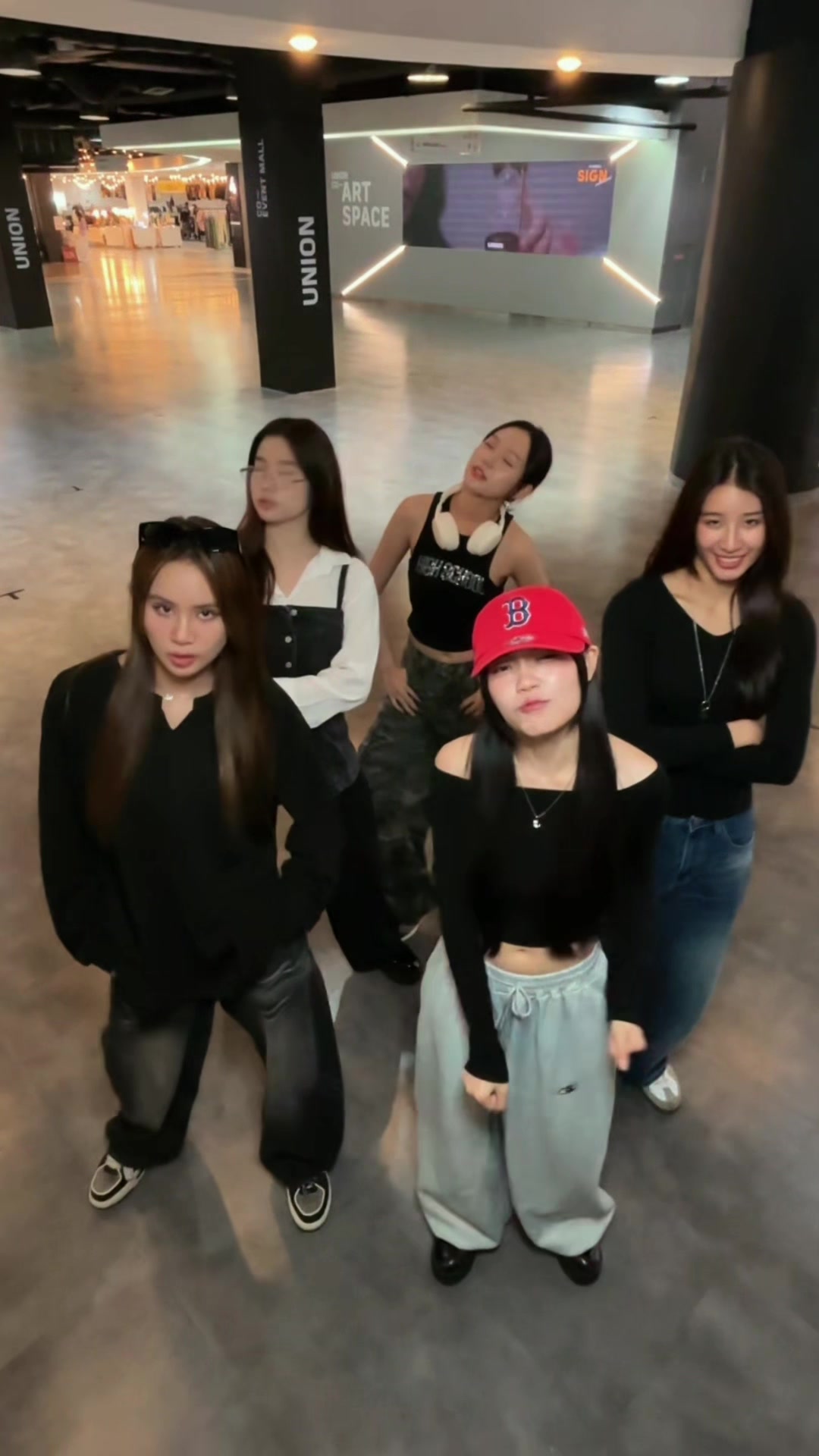 @MINDY OFFICIAL