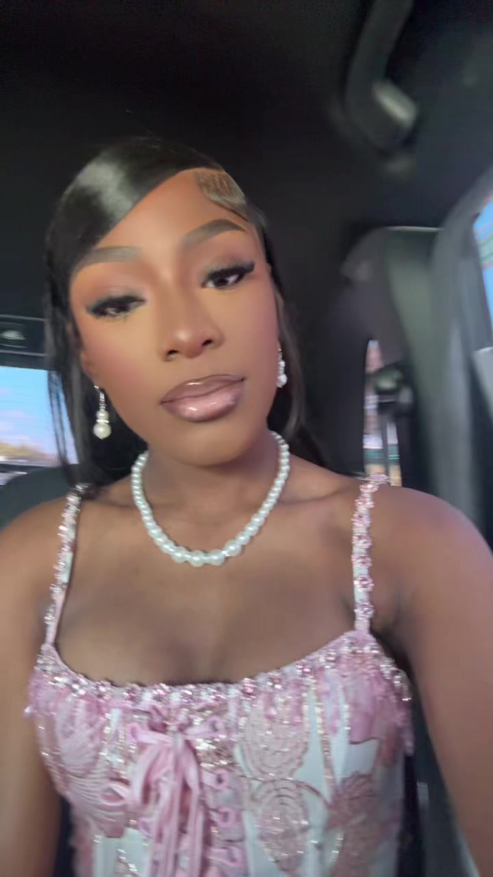 @T