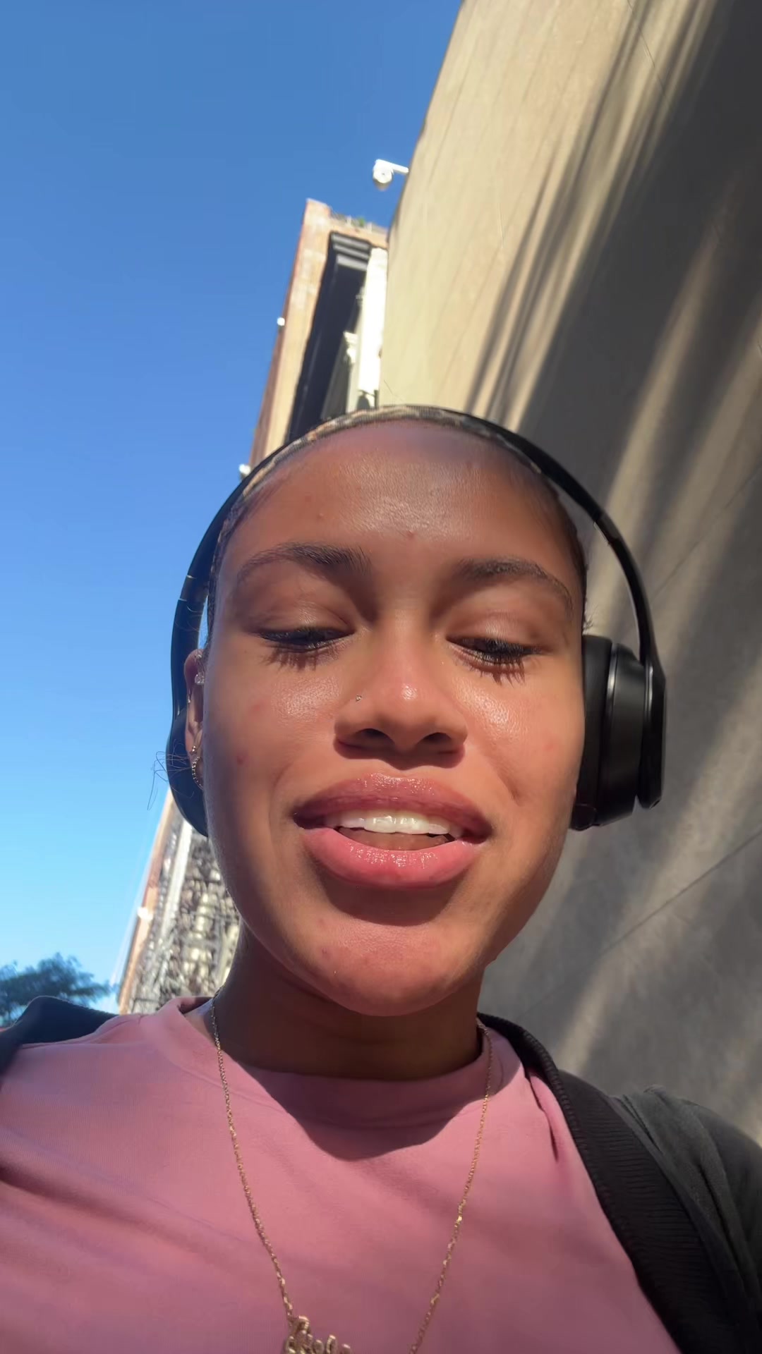 @Myleftcheeck
