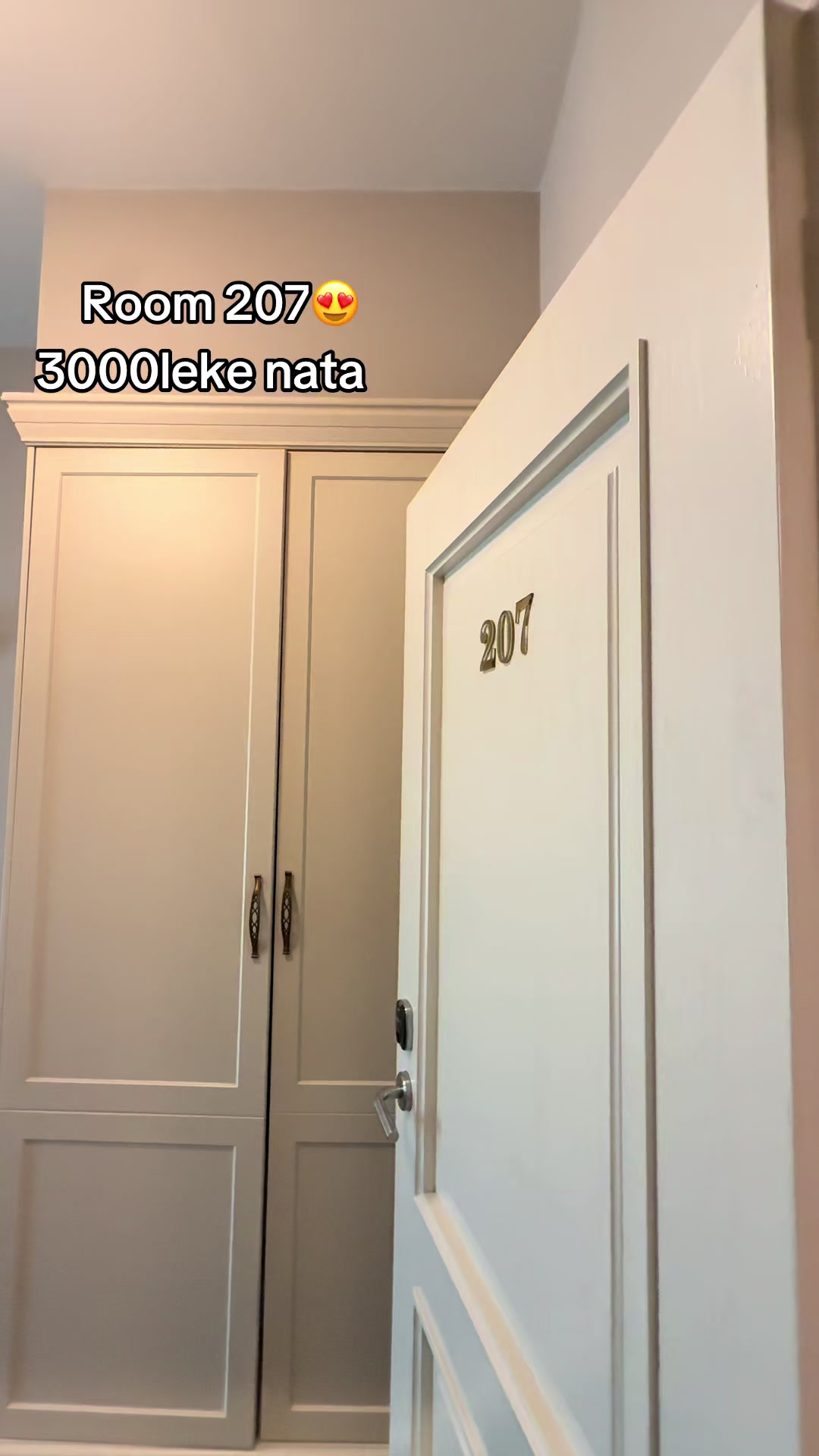 @hoteldaku