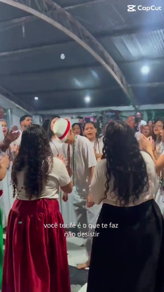 @Larissa Cardoso