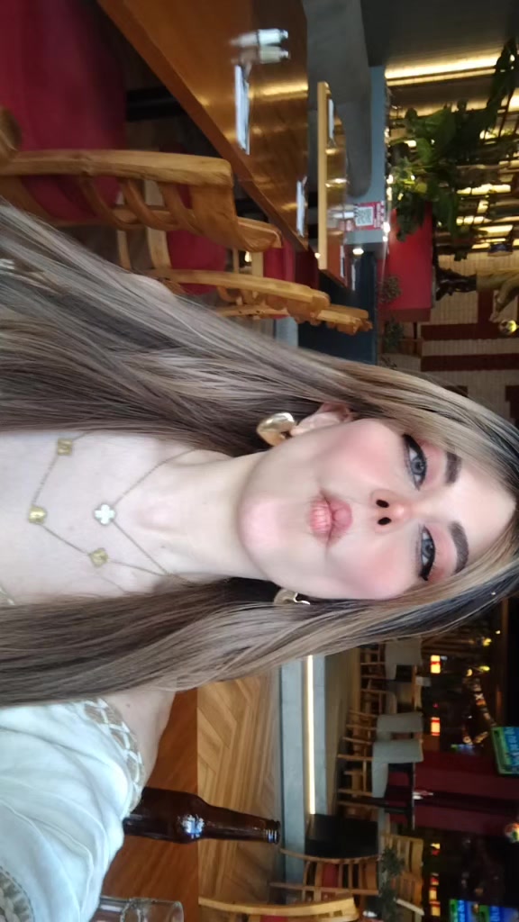 @Victoria Henriquez