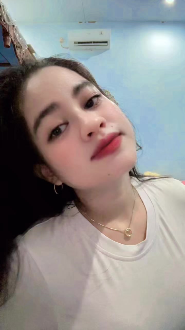 @putri bhawell