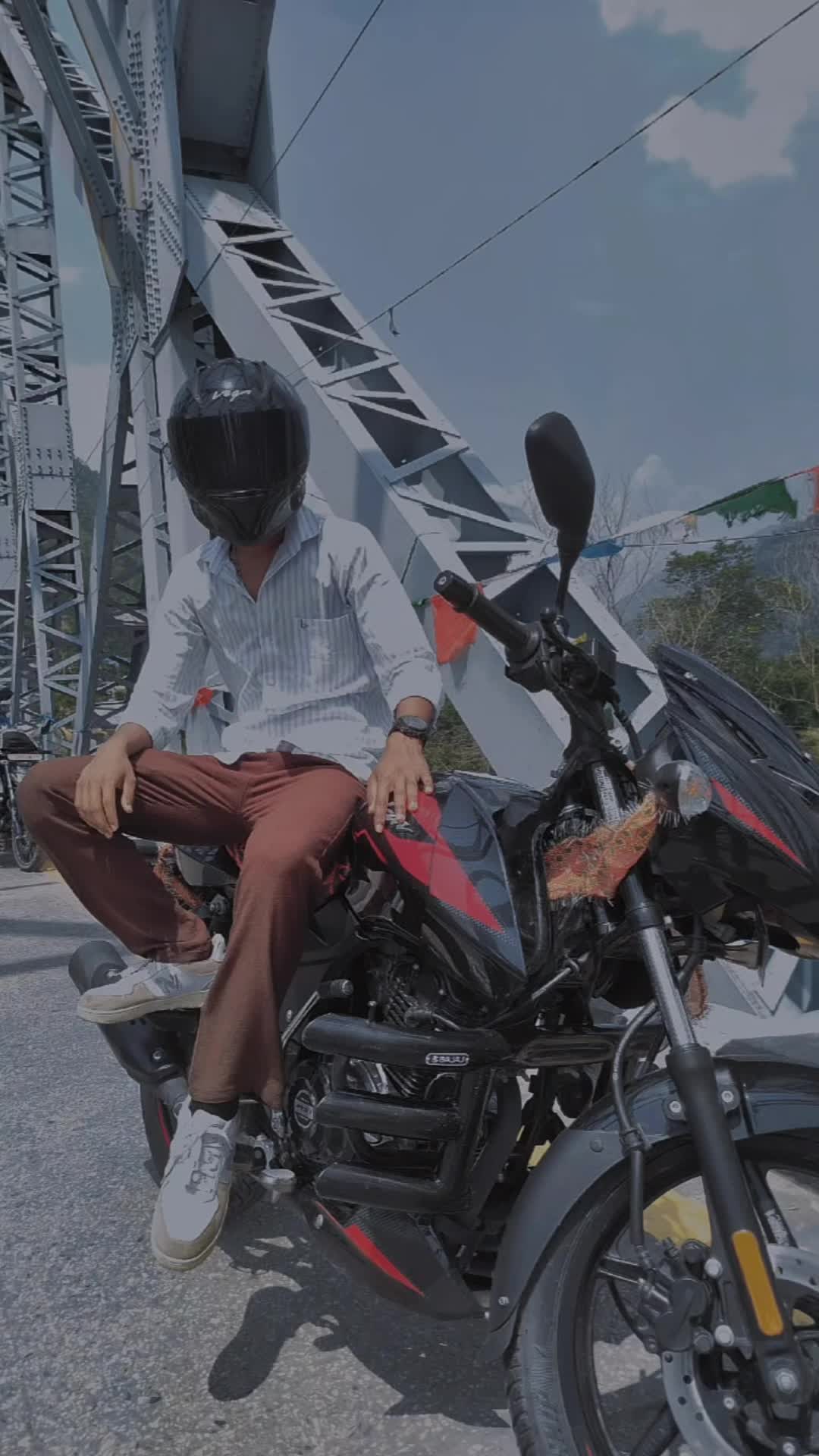 @🥷Mr. M   A   H   I  ツ 🔪