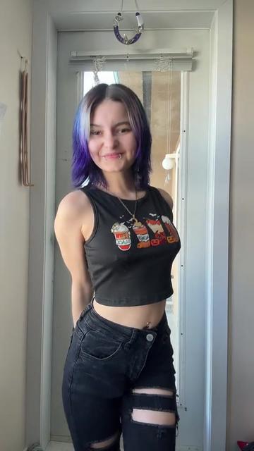 @Baylee 💜🇨🇦
