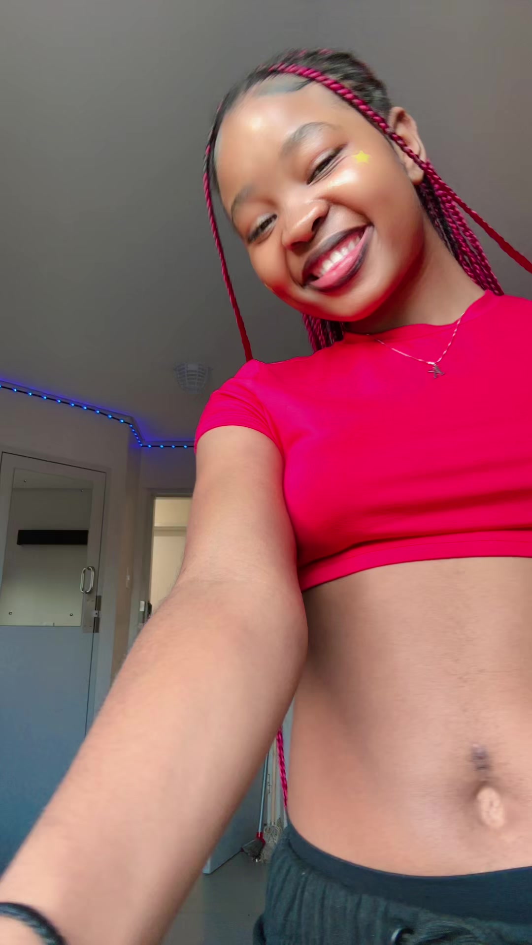 @uMalumekazi👩🏼&zwj;❤️&zwj;💋&zwj;👩🏽