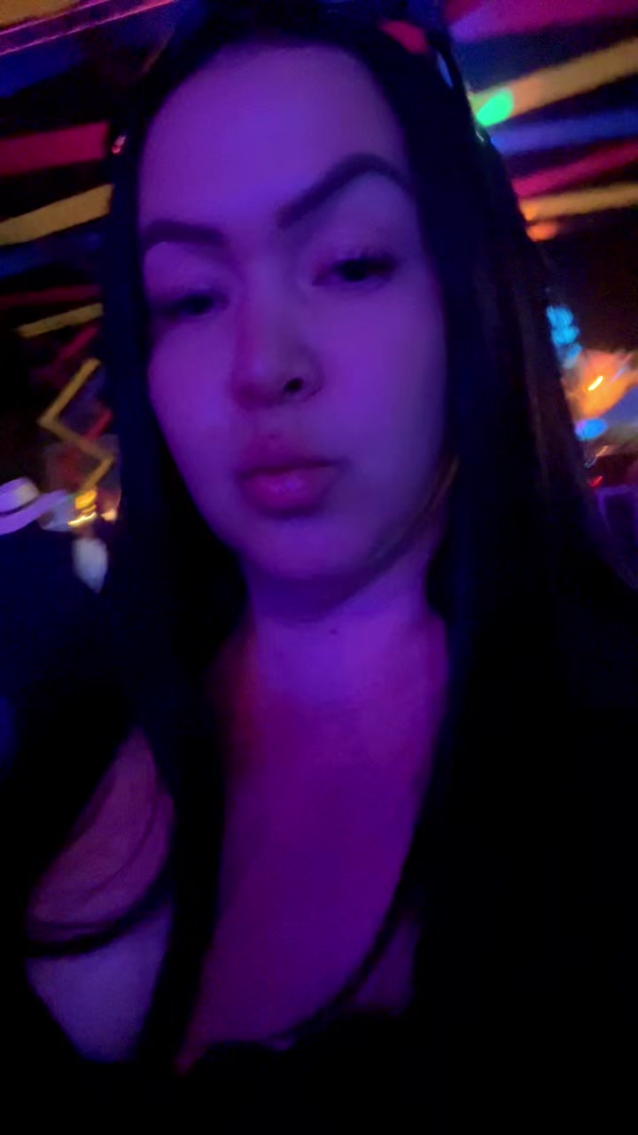 @Desi la Diva🍑🍑