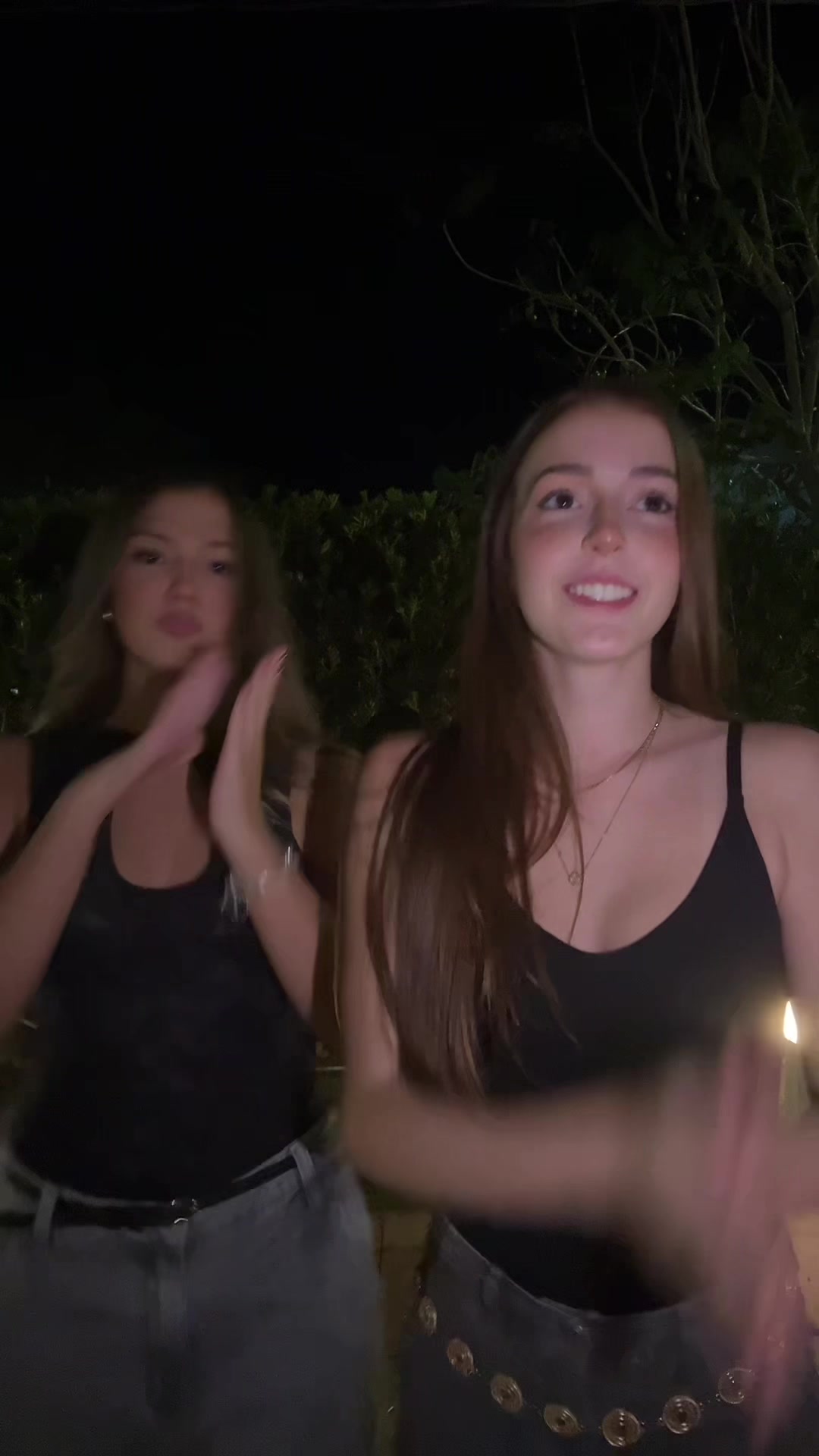 @lara almeida