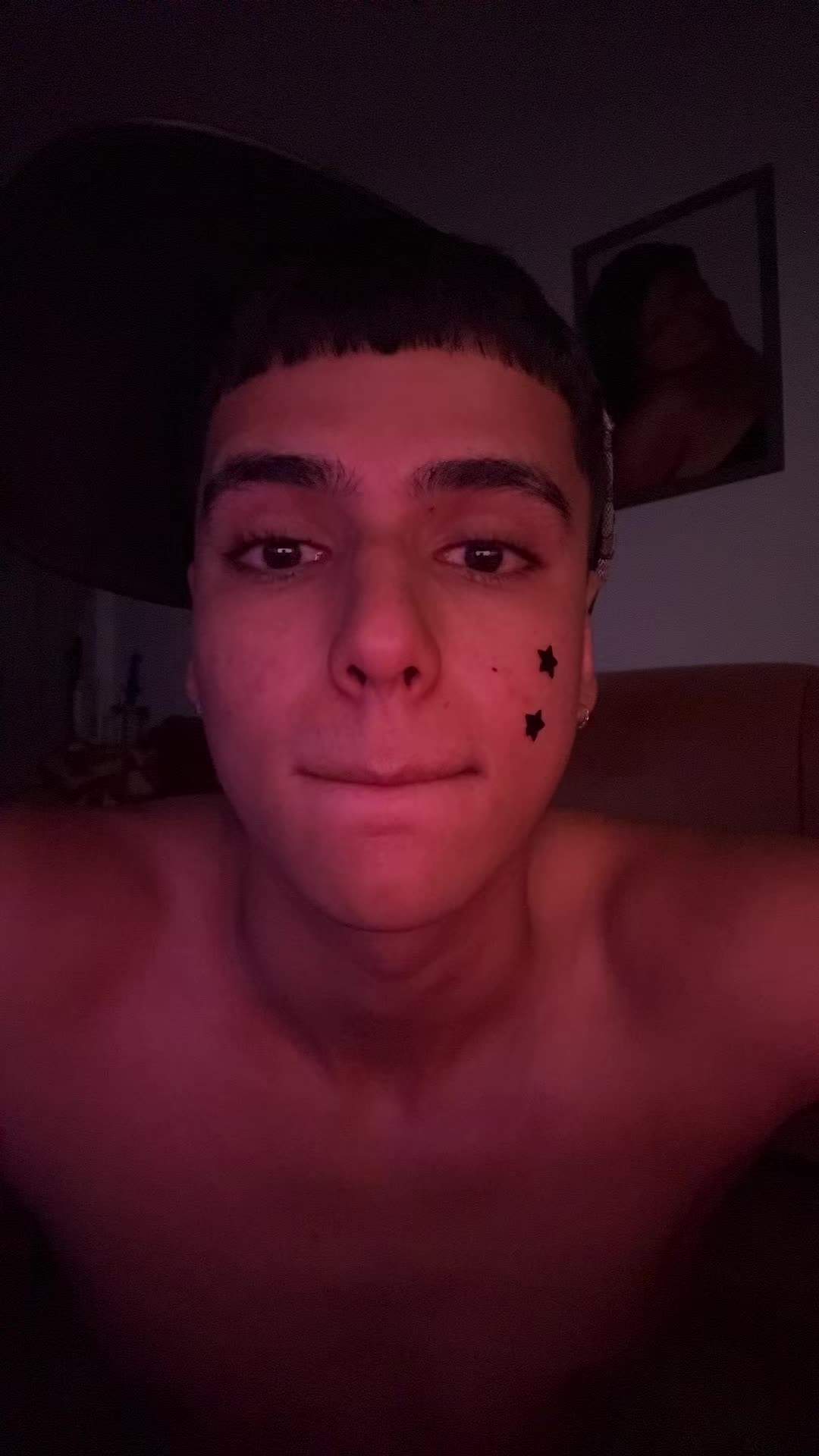 @Montoyita👻