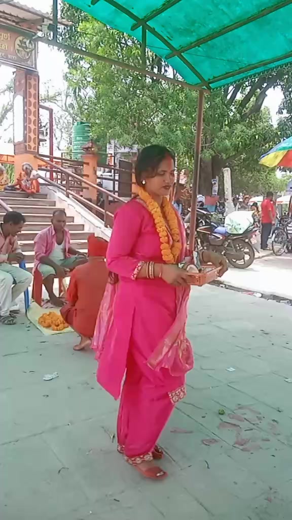 @Riya Thakur