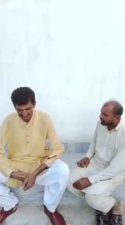 @m Khalid Abbas