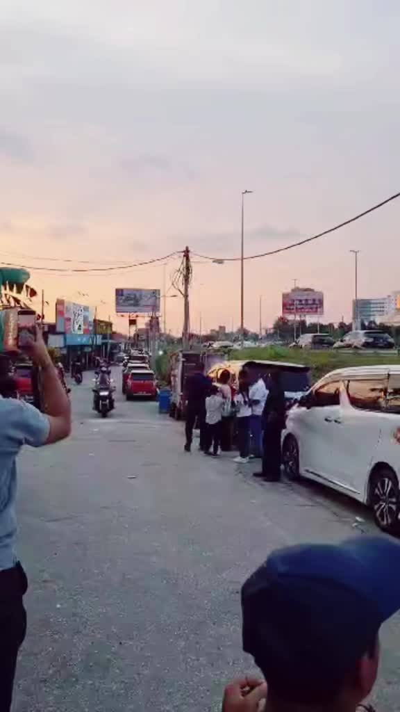 @DATO SERI ARI