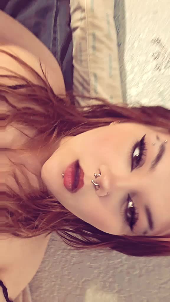 @Lilith_fox13