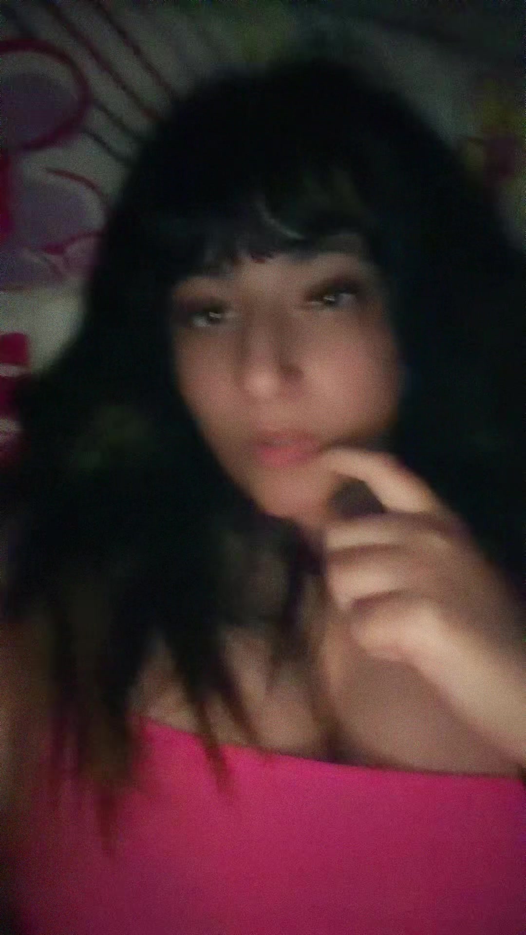 @sarahnextdoorgirl:)