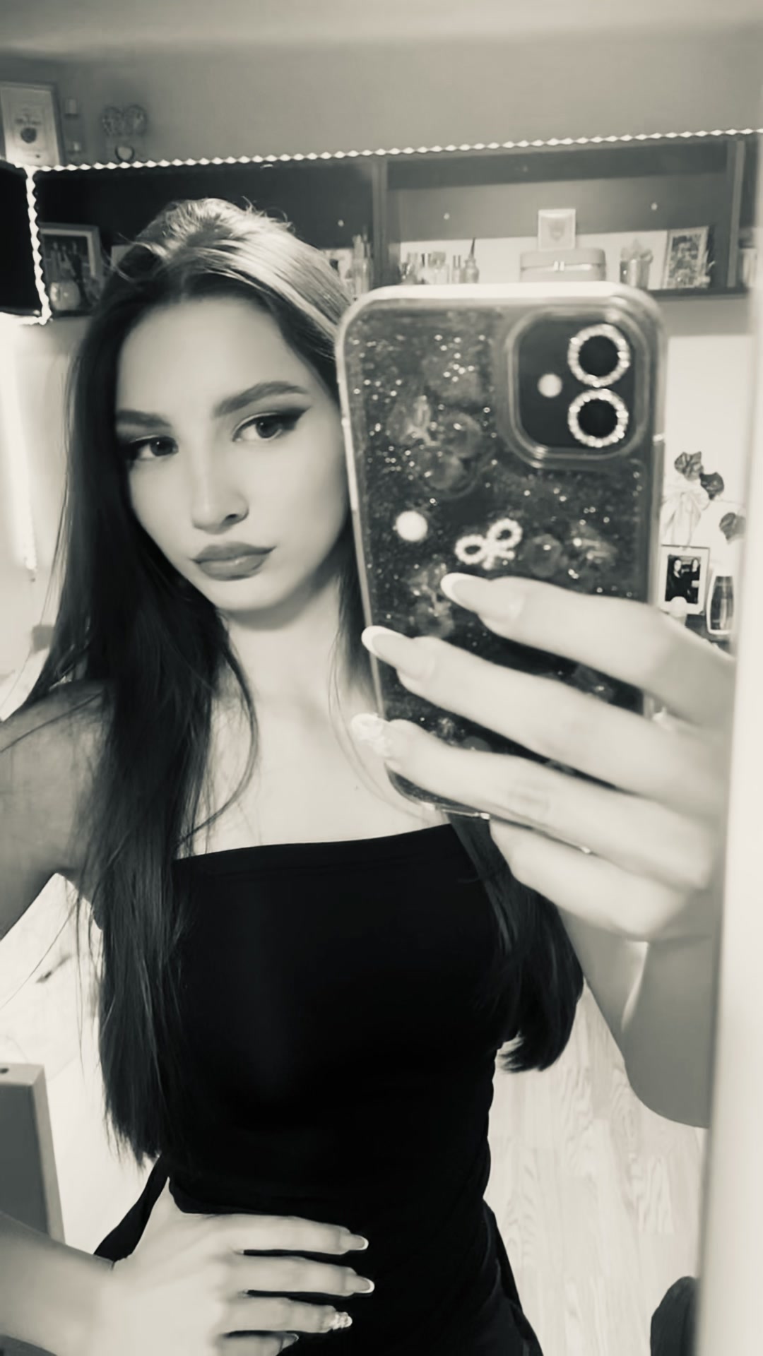@𝓝𝓮𝓿𝓮𝓷𝓪