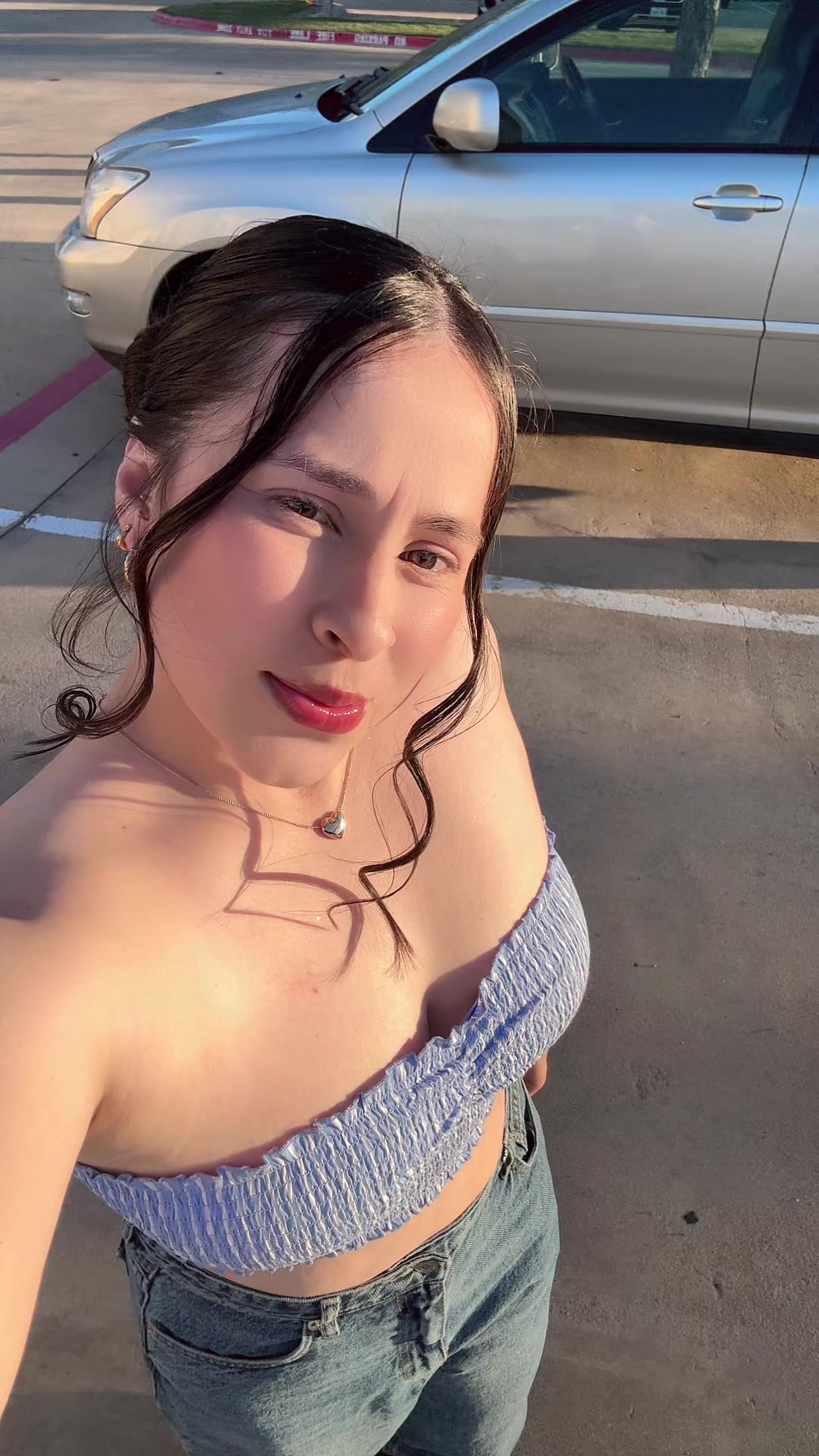 @Lore🌻