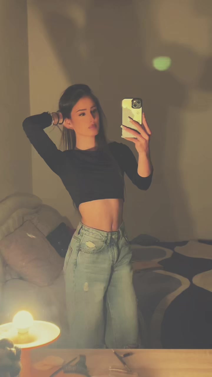 @👑