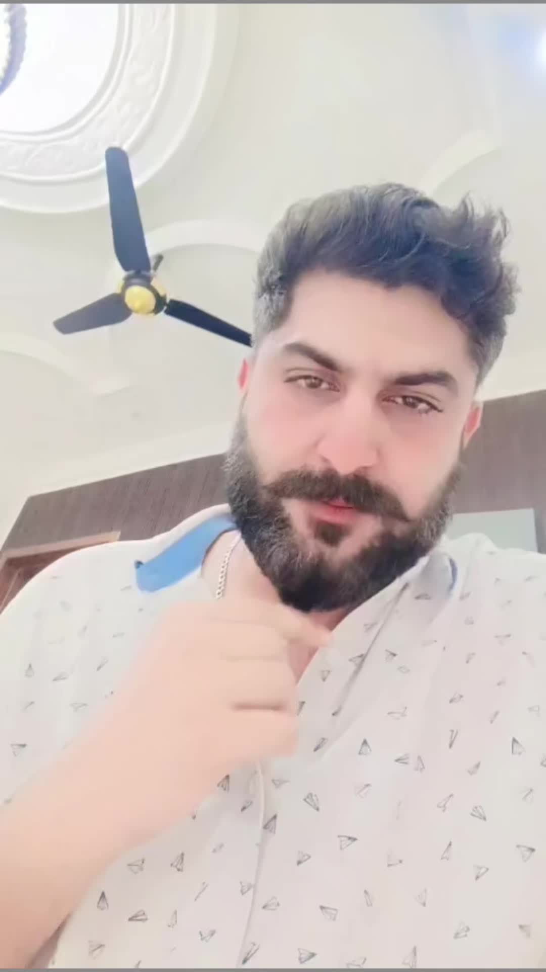 @✌ ᴎɒʜʞ...ɿM ✌