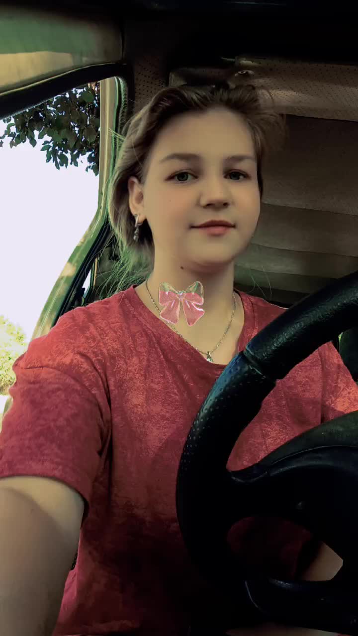 @👑Anna
