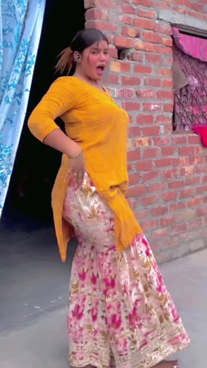 @Miss Komal