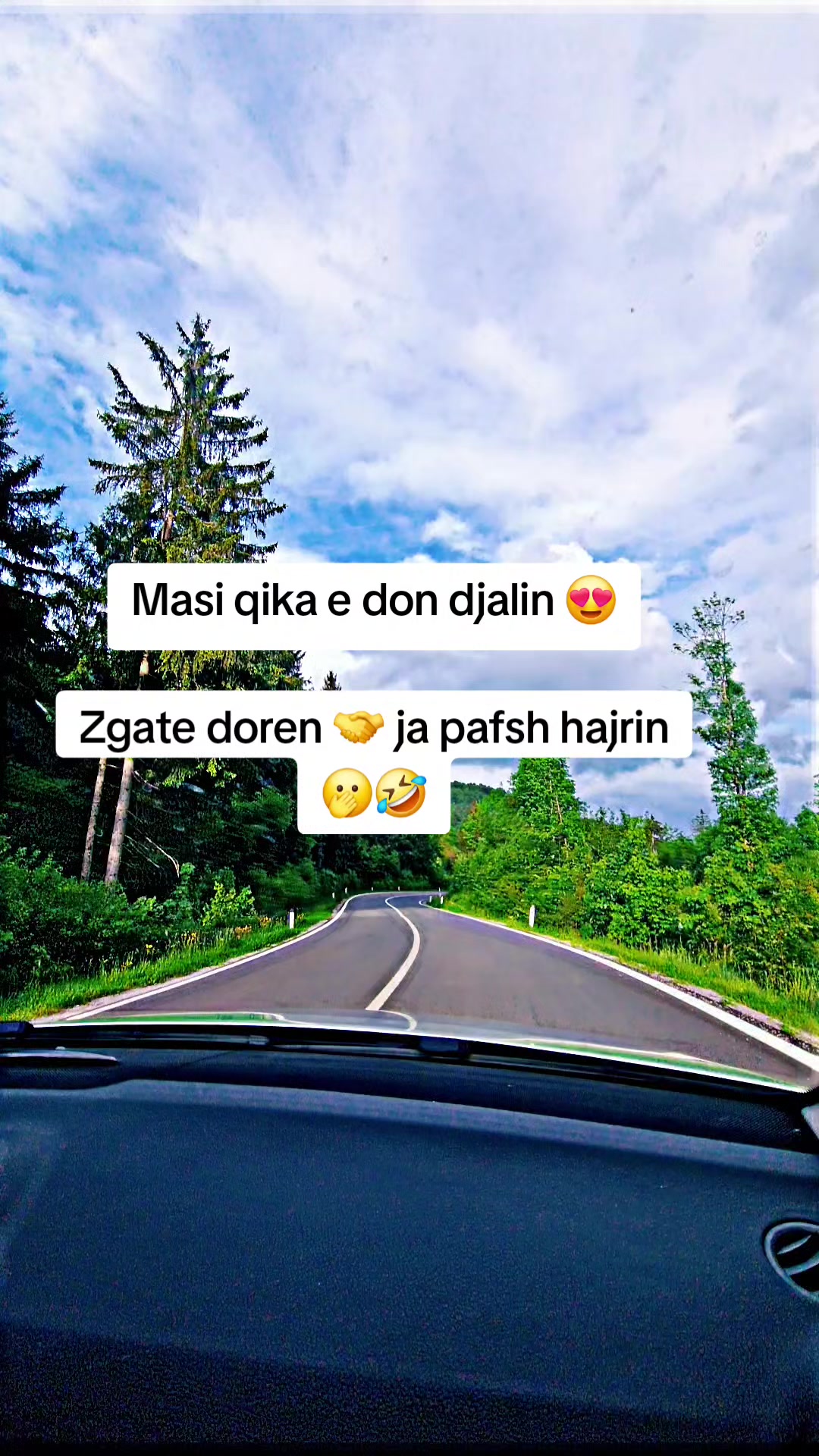 @🦋