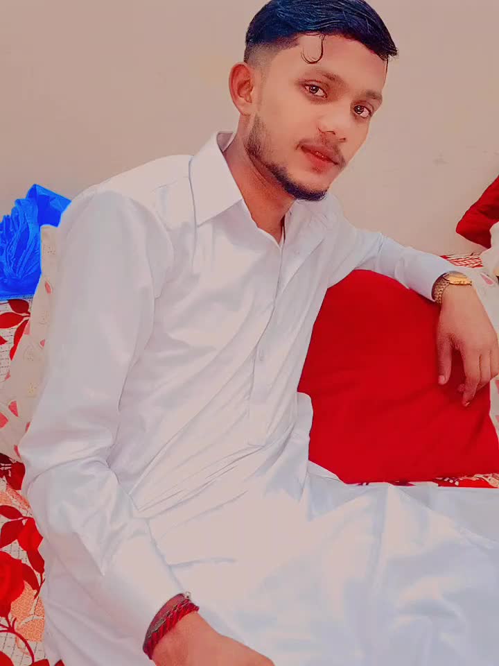 @{••✌️🤨, عثمان بھٹی 877🤨✌️••}