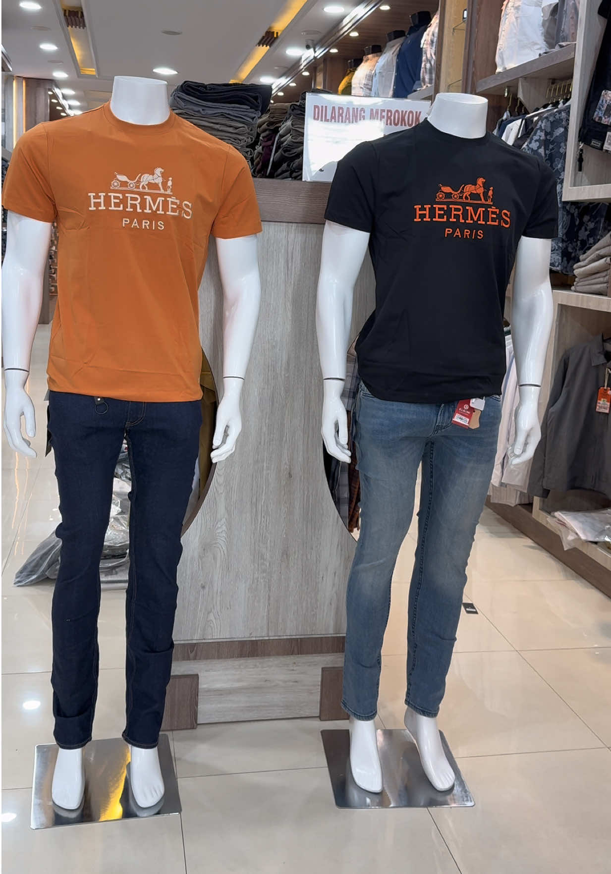 @Ultr4 store