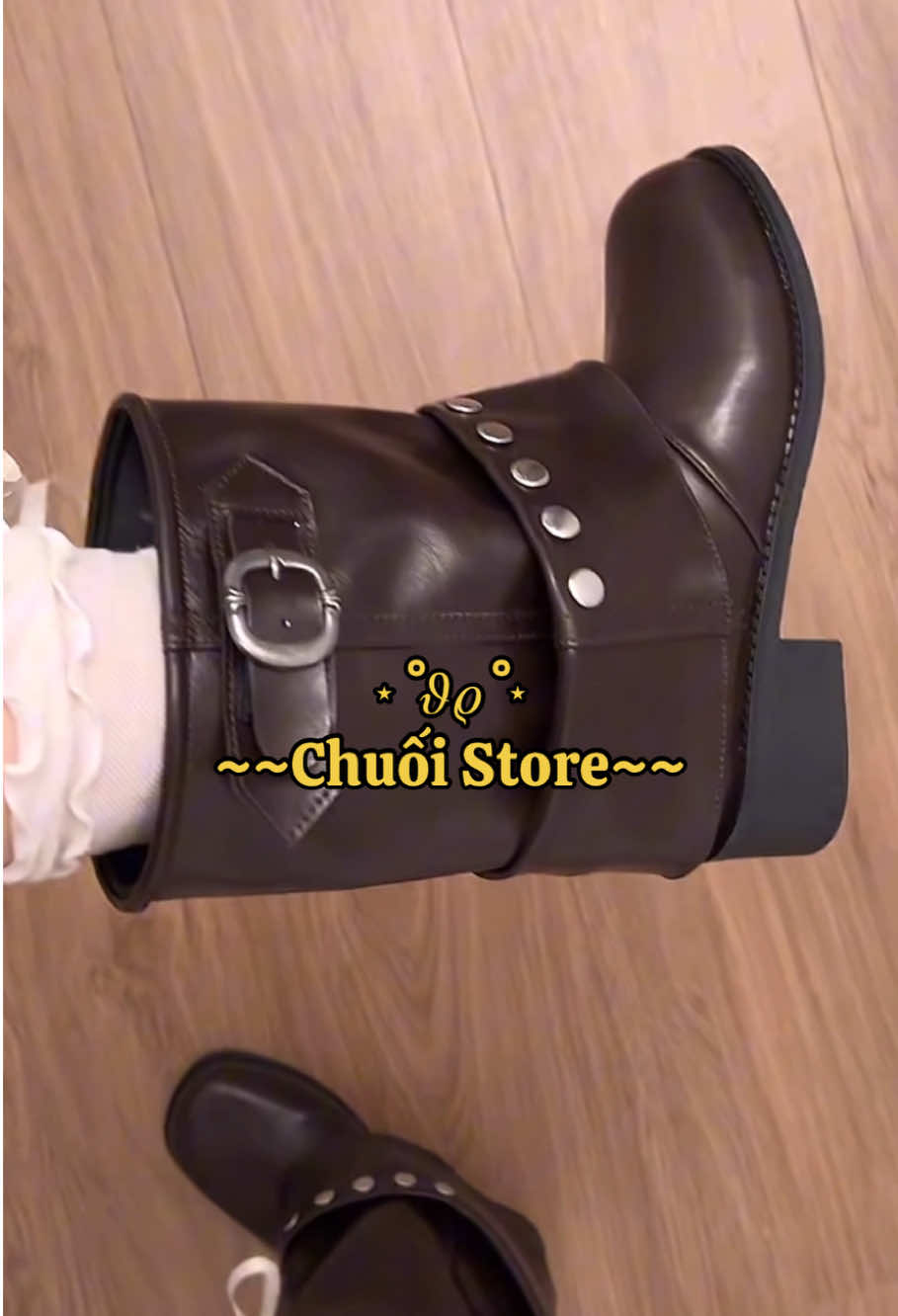 @Chuối Store Bán Giày
