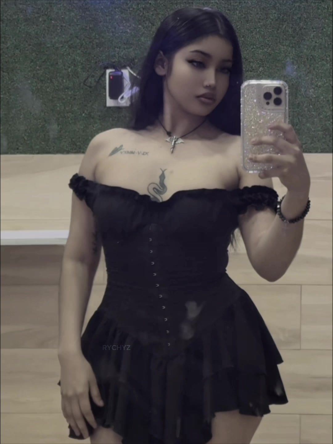 @૨λѵεи𝜗𝜚