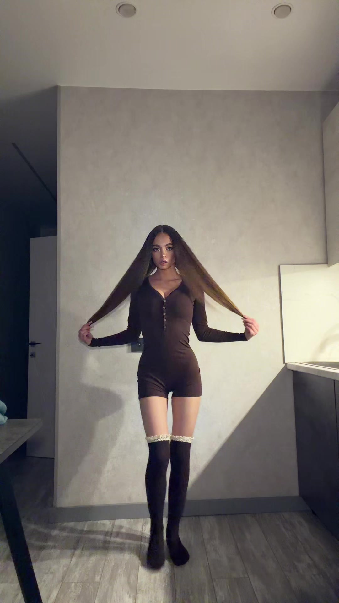 @VLADLENA