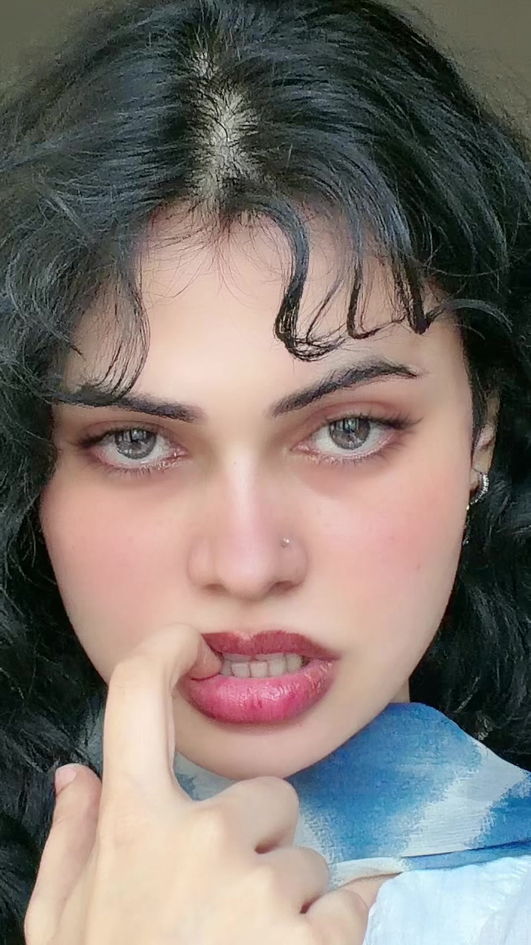 @AMO💎