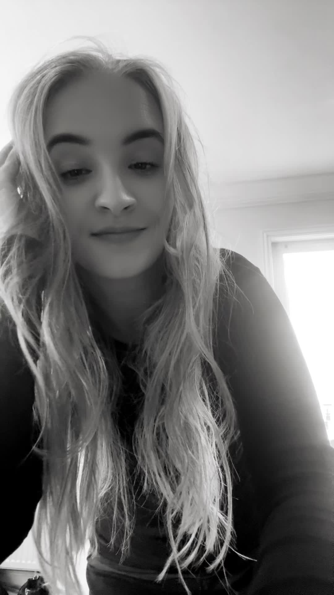 @Sophiiee28