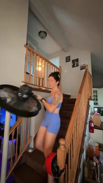 @candace_amy