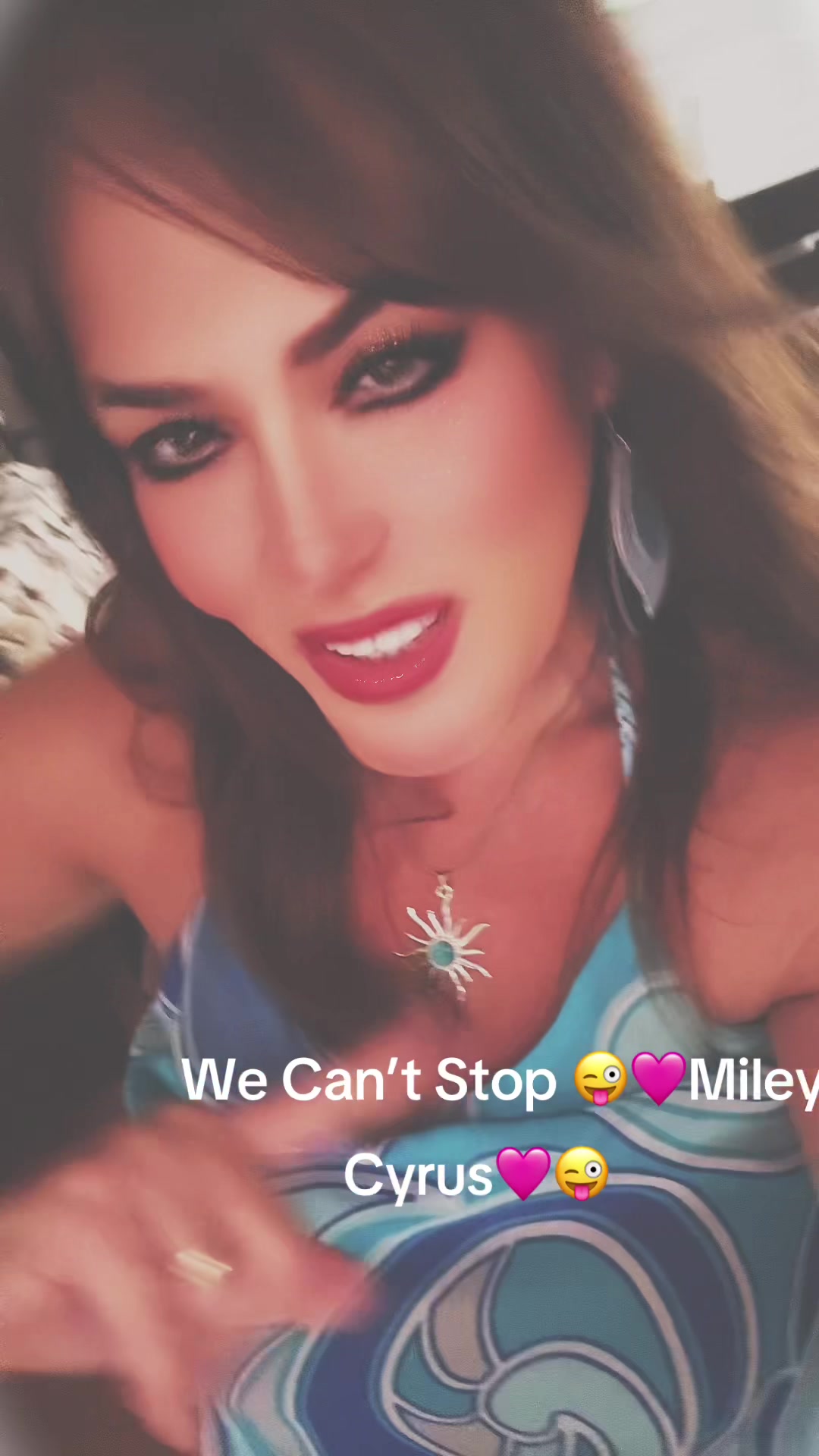 @uptunegirl_