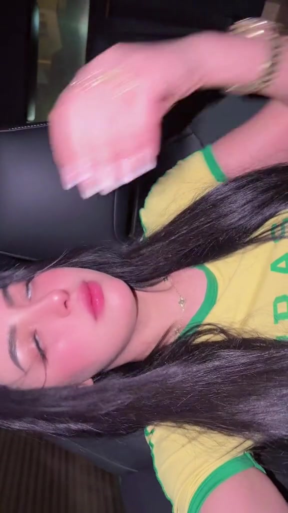 @بنت الحاج 🤑👑