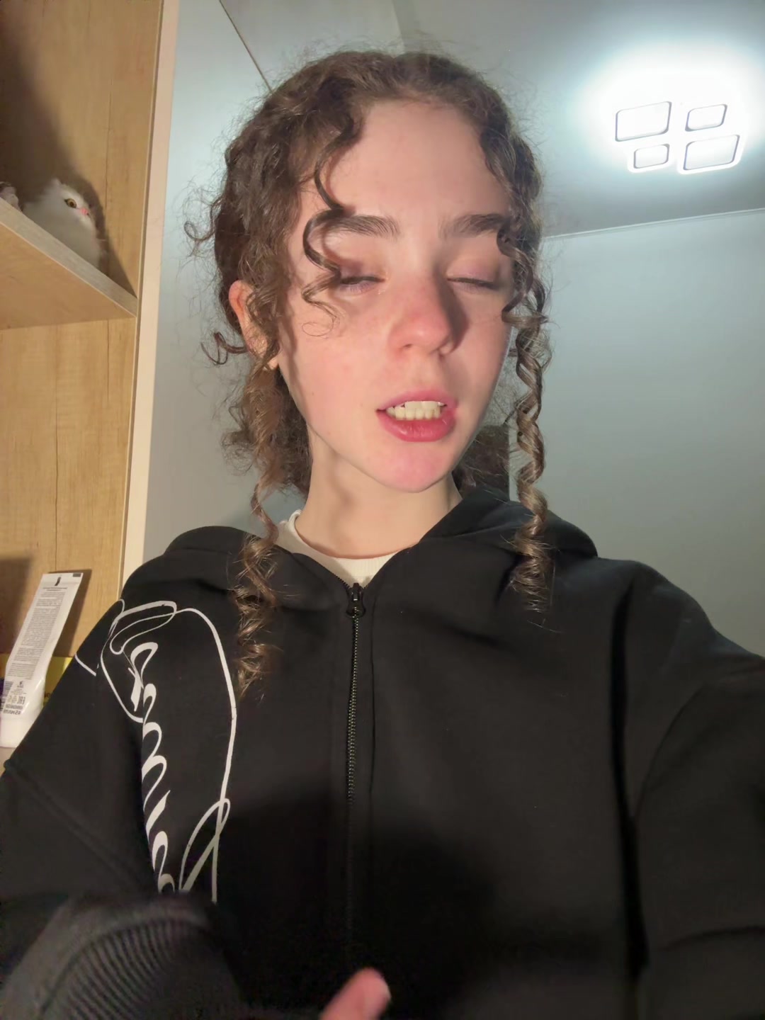 @Simmika