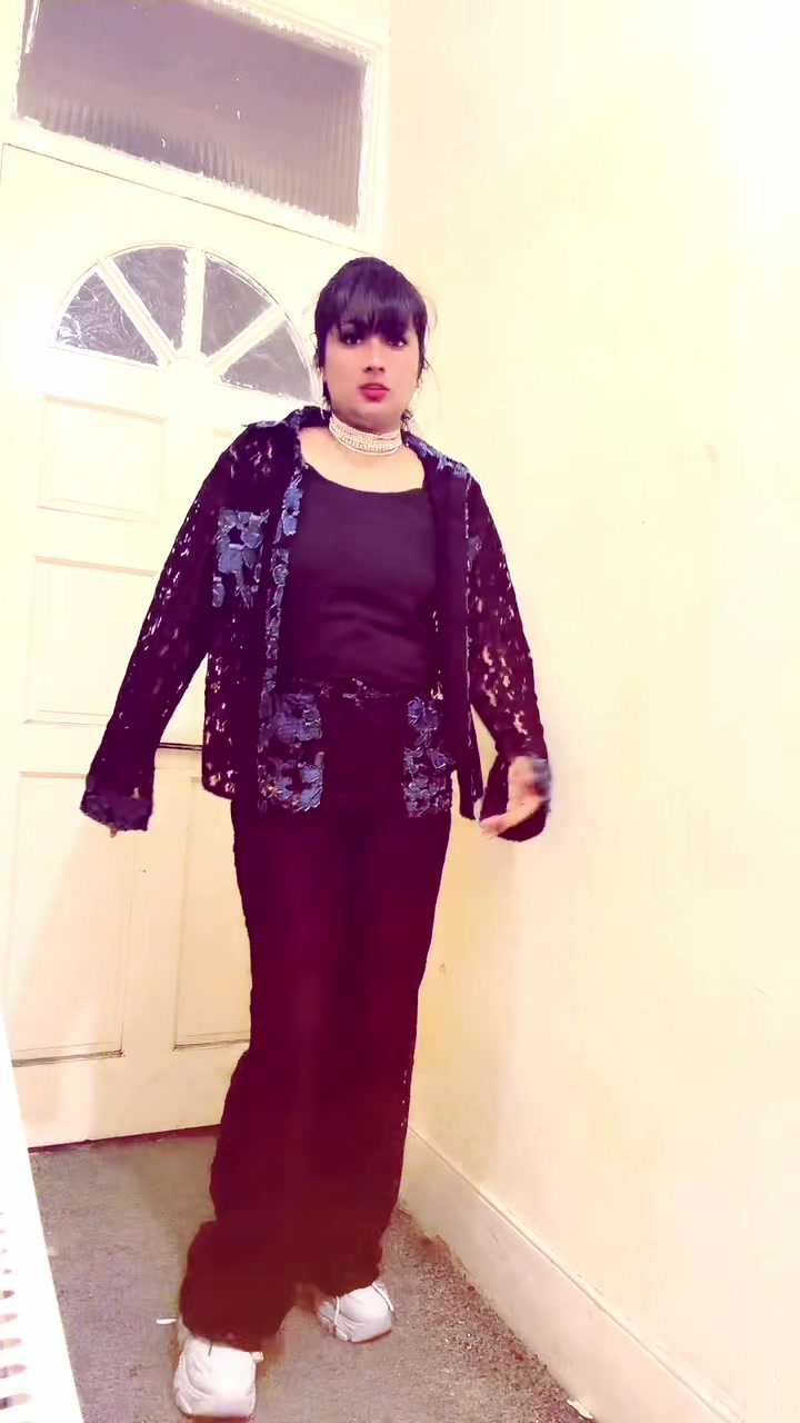 @Sujata🖤🇬🇧🇧🇩