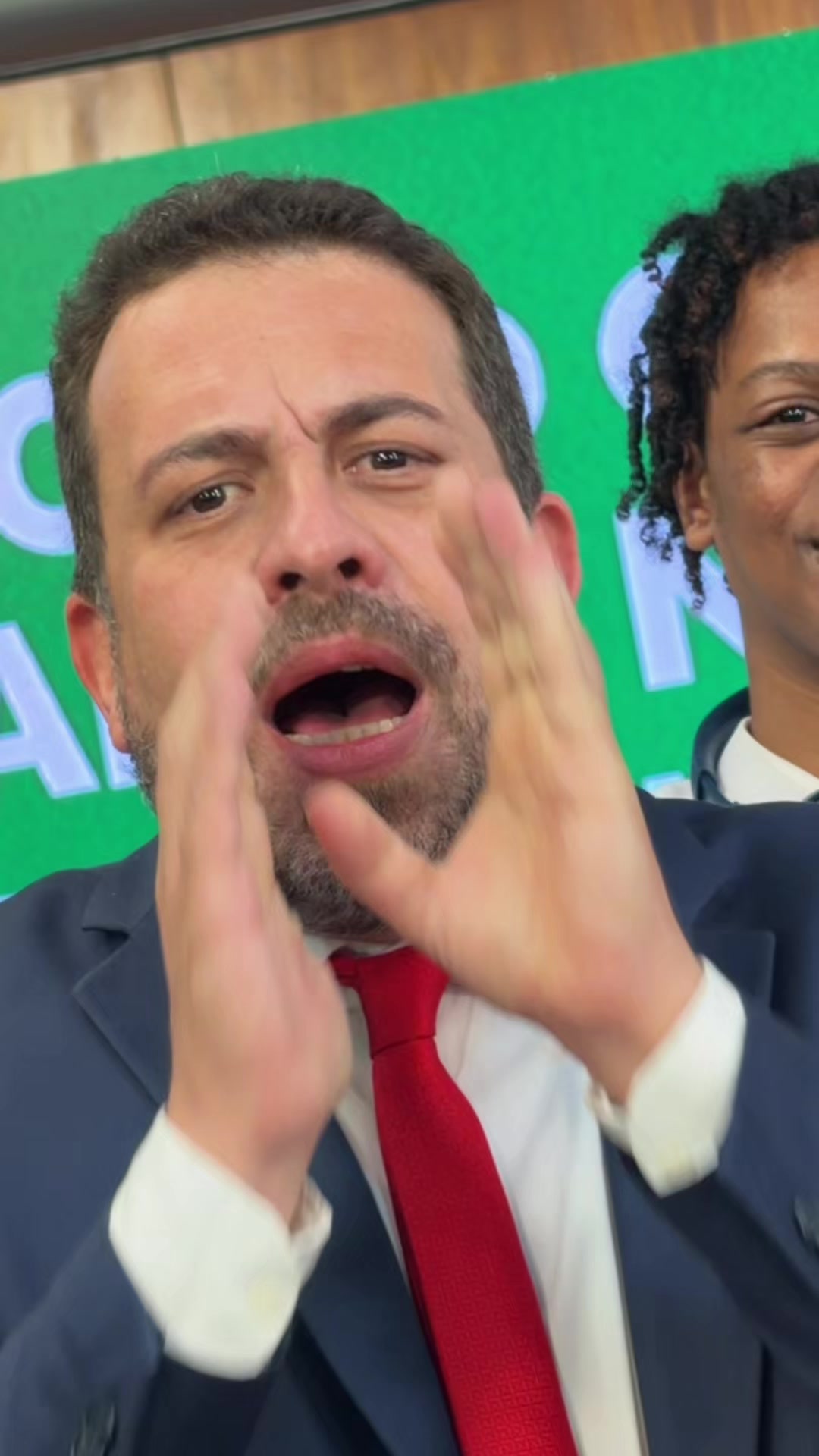 @Guilherme Boulos
