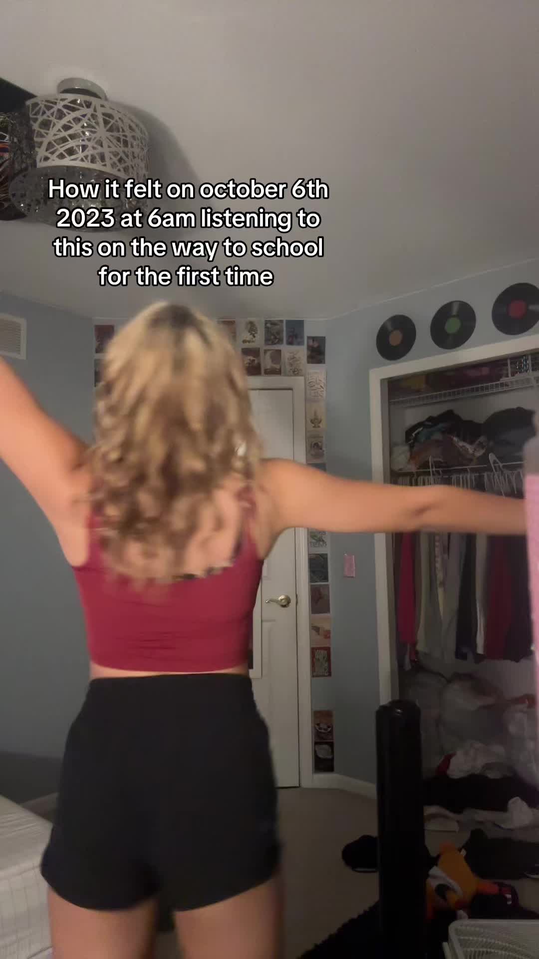 @???