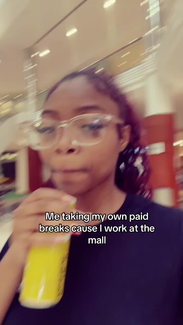 @whoislynlyn17