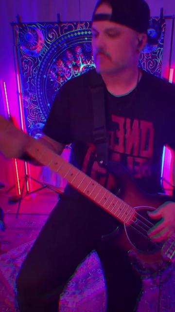 @🏴Johnny~RockIt🏴
