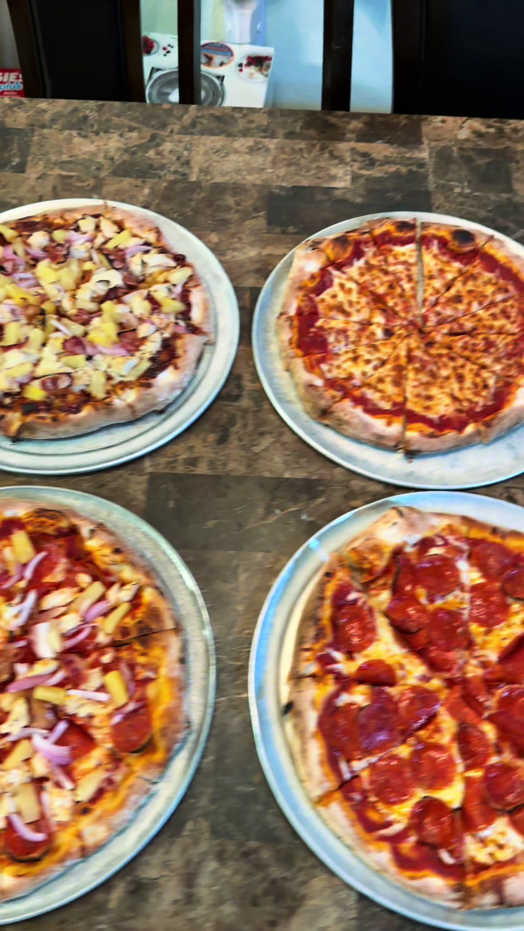 @MrMartinez_Pizza