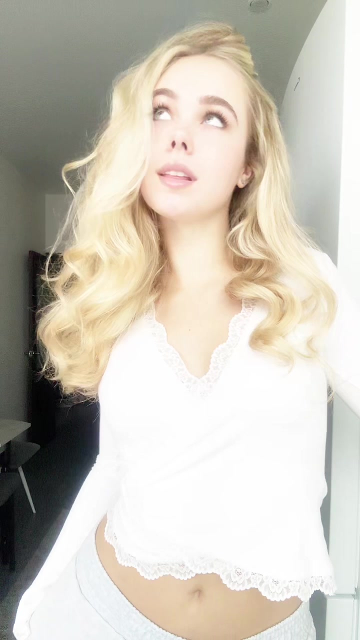 @алеся александровна
